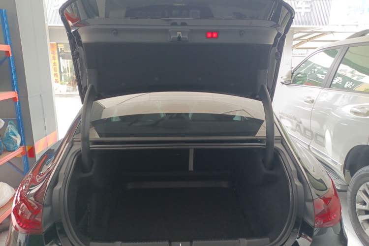 Used Mercedes-Benz EQE 2022 350 Pioneer Edition Trunk