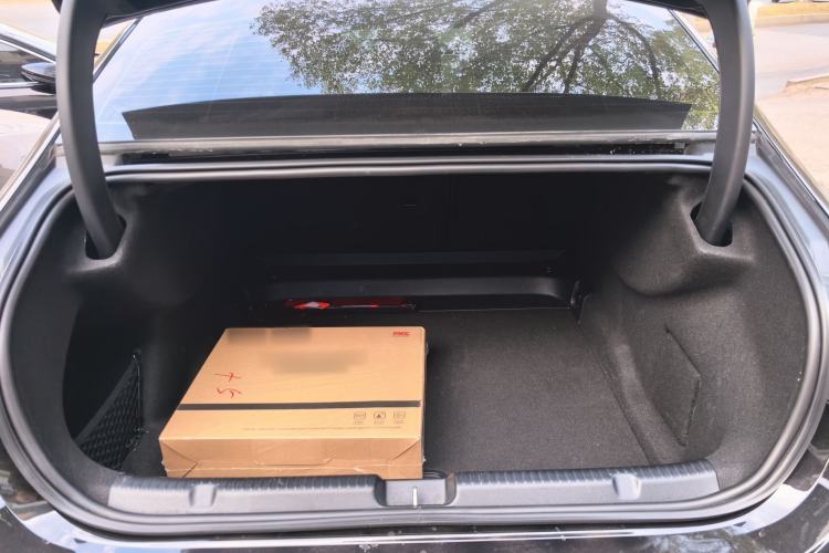 Used Mercedes-Benz EQE 2022 350 Pioneer Edition Trunk