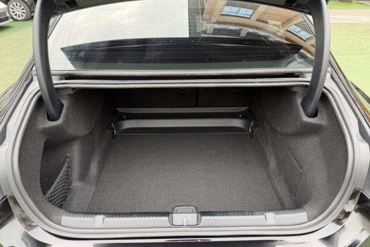 Used Mercedes-Benz EQE 2022 350 Pioneer Edition Trunk