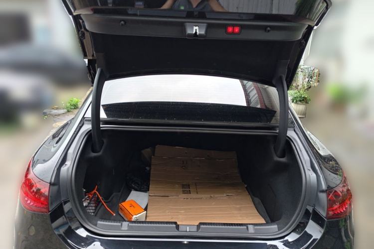 Used Mercedes-Benz EQE 2022 350 Pioneer Edition Trunk