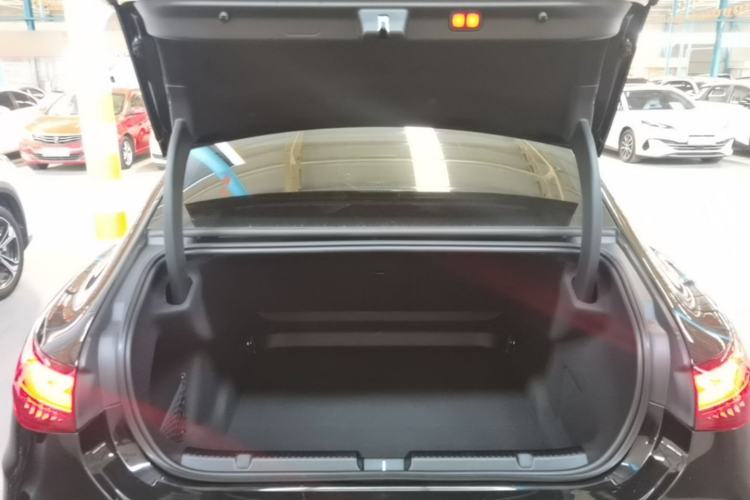 Used Mercedes-Benz EQE 2022 350 Pioneer Edition Trunk