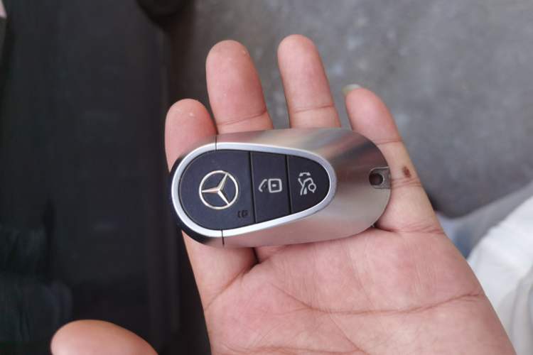 Used Mercedes-Benz EQE 2022 350 First Edition Special Version Vehicle Key