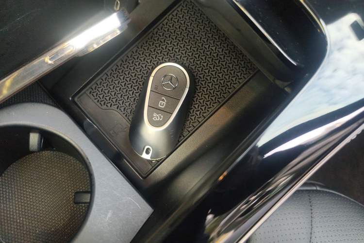 Used Mercedes-Benz EQE 2022 350 First Edition Special Version Vehicle Key