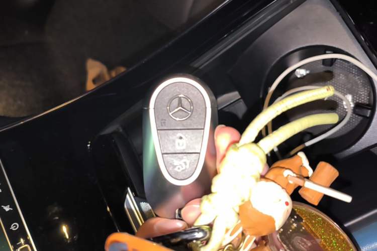 Used Mercedes-Benz EQE 2022 350 First Edition Special Version Vehicle Key