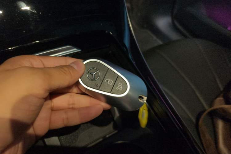 Used Mercedes-Benz EQE 2022 350 Luxury Edition Vehicle Key