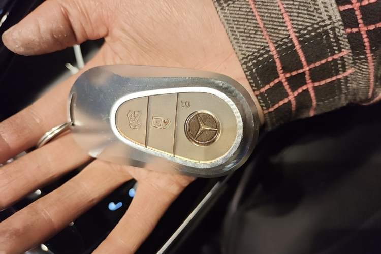 Used Mercedes-Benz EQE 2022 350 First Edition Special Version Vehicle Key