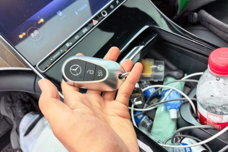 Used Mercedes-Benz EQE 2022 350 Luxury Edition Vehicle Key