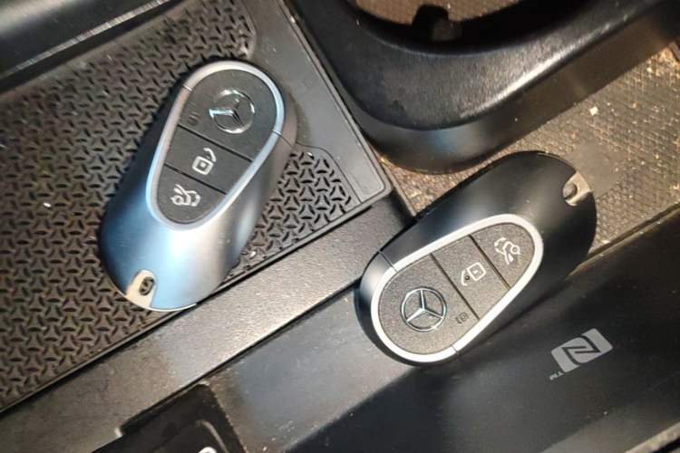 Used Mercedes-Benz EQE 2022 350 Pioneer Edition Vehicle Key