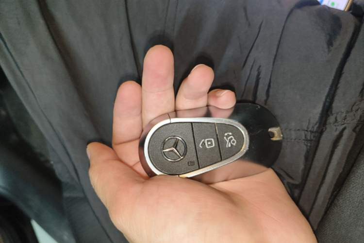 Used Mercedes-Benz EQE 2022 350 Luxury Edition Vehicle Key