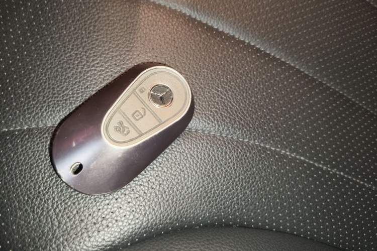 Used Mercedes-Benz EQE 2022 350 Luxury Edition Vehicle Key