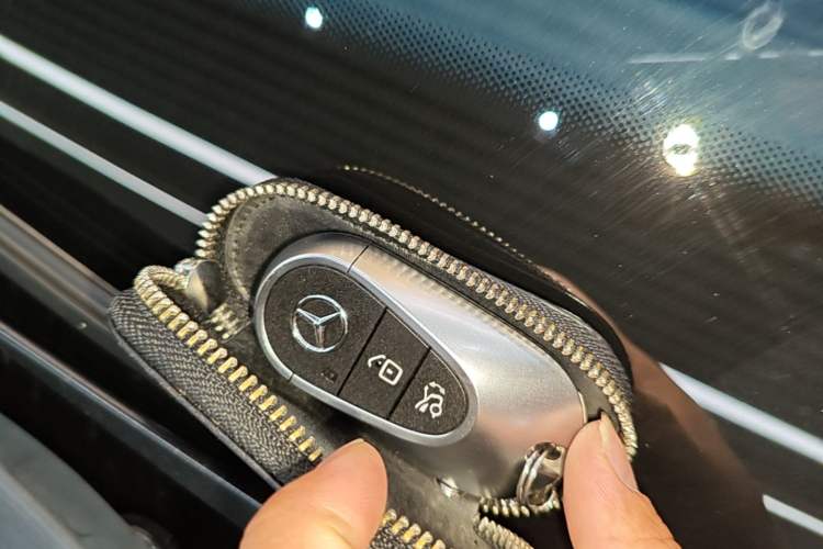 Used Mercedes-Benz EQE 2022 350 Pioneer Edition Vehicle Key