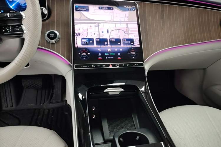 Used Mercedes-Benz EQE 2022 350 Pioneer Edition Audio And AC Panel