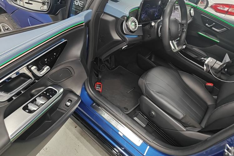 Used Mercedes-Benz EQE 2022 350 First Edition Special Version Driver Seat