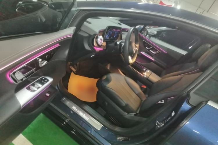 Used Mercedes-Benz EQE 2022 350 Luxury Edition Driver Seat