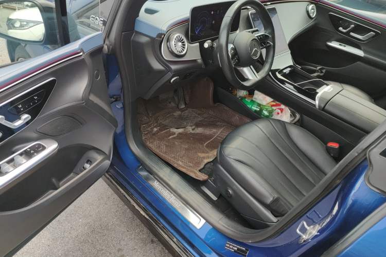 Used Mercedes-Benz EQE 2022 350 First Edition Special Version Driver Seat