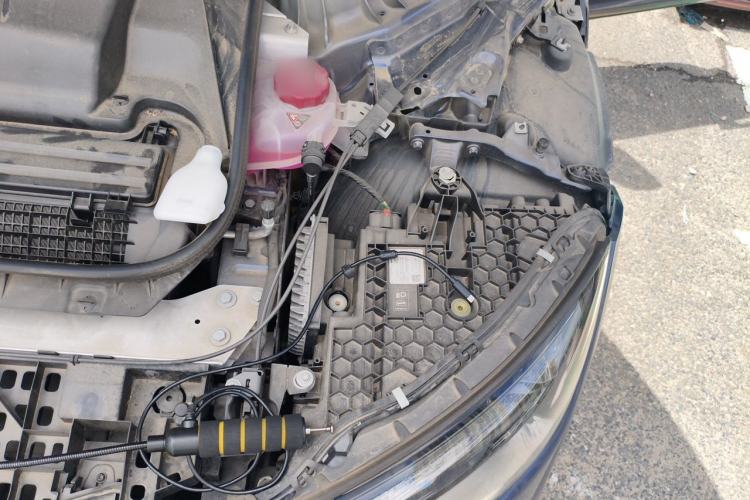 Used Mercedes-Benz EQE 2022 350 First Edition Special Version Engine Bay Left