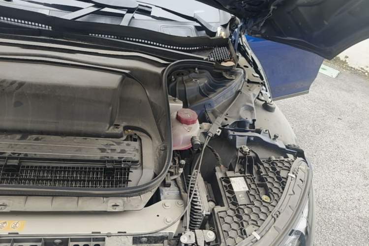 Used Mercedes-Benz EQE 2022 350 First Edition Special Version Engine Bay Left