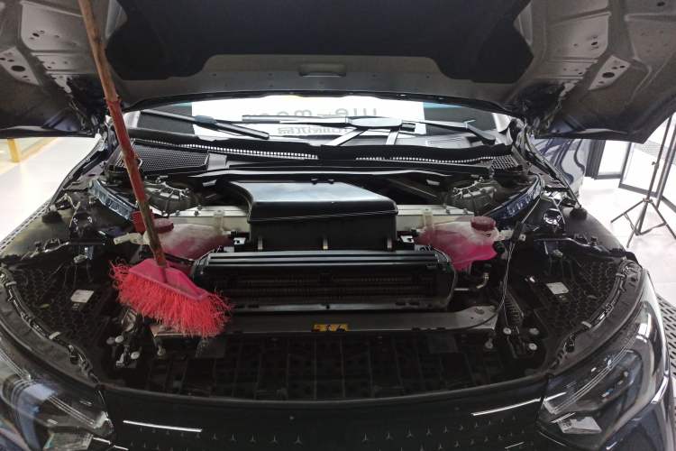 Used Mercedes-Benz EQE 2022 350 First Edition Special Version Engine Bay