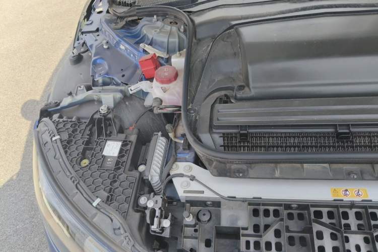 Used Mercedes-Benz EQE 2022 350 First Edition Special Version Engine Bay Right