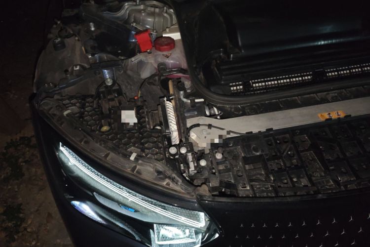 Used Mercedes-Benz EQE 2022 350 First Edition Special Version Engine Bay Right
