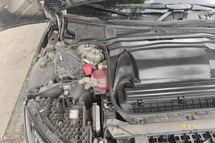 Used Mercedes-Benz EQE 2022 350 First Edition Special Version Engine Bay Right