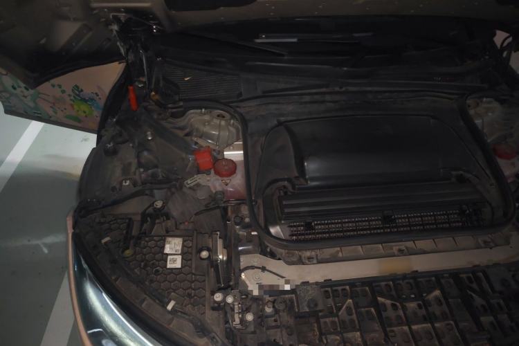 Used Mercedes-Benz EQE 2022 350 Pioneer Edition Engine Bay Right