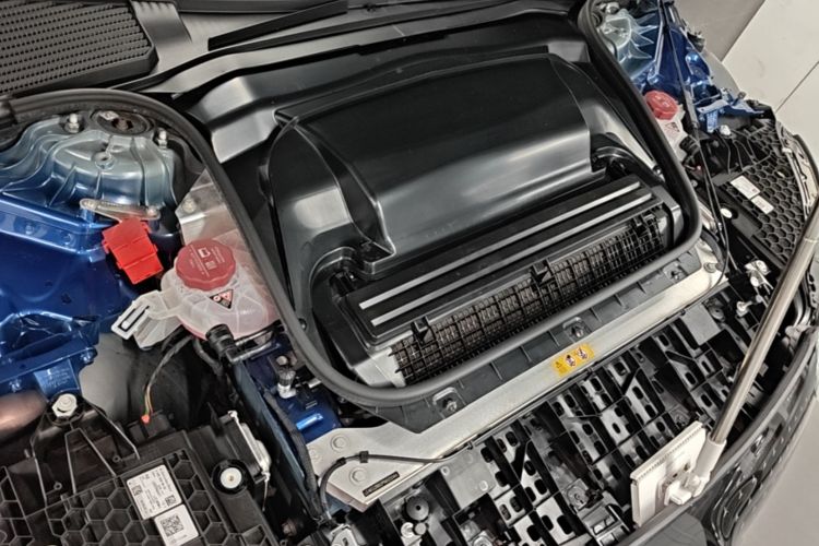 Used Mercedes-Benz EQE 2022 350 Luxury Edition Engine Bay