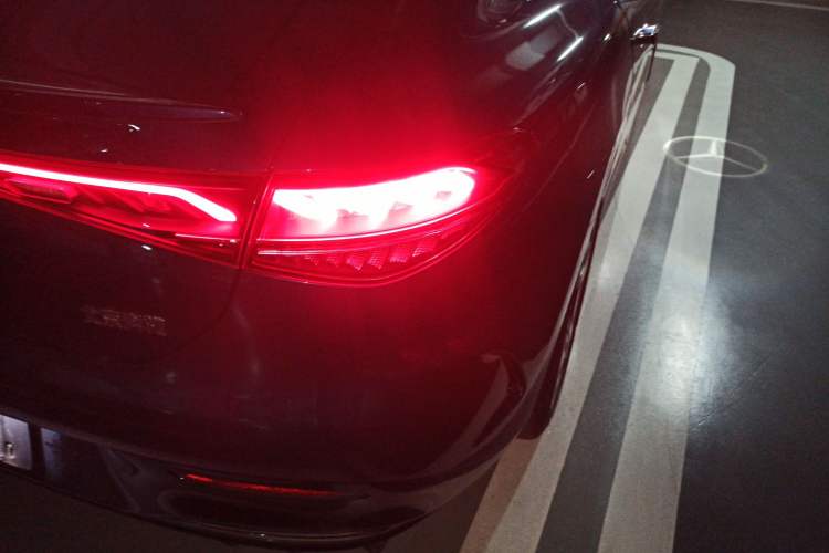 Used Mercedes-Benz EQE 2022 350 First Edition Special Version Exterior 2