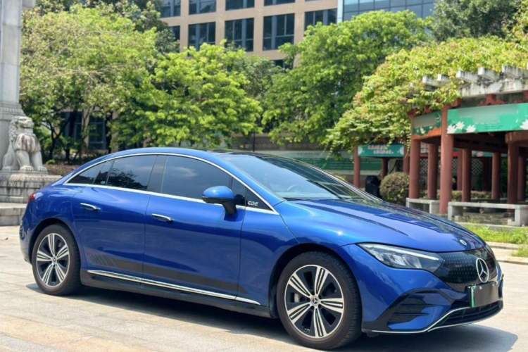 Used Mercedes-Benz EQE 2022 350 Luxury Edition Exterior 2