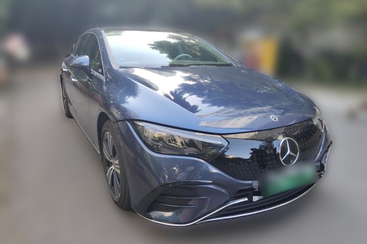Used Mercedes-Benz EQE 2022 350 Luxury Edition Front Right 45 Deg