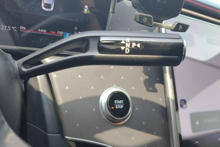 Used Mercedes-Benz EQE 2022 350 First Edition Special Version Gear Lever