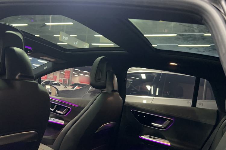 Used Mercedes-Benz EQE 2022 350 Pioneer Edition Headliner
