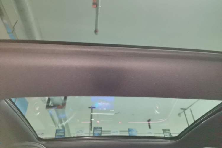 Used Mercedes-Benz EQE 2022 350 Luxury Edition Headliner