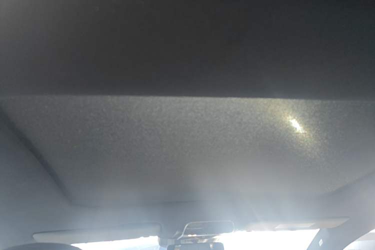 Used Mercedes-Benz EQE 2022 350 First Edition Special Version Headliner