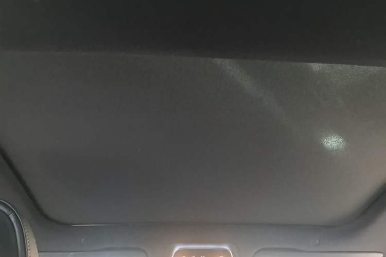 Used Mercedes-Benz EQE 2022 350 Luxury Edition Headliner
