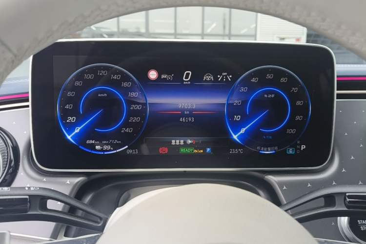 Used Mercedes-Benz EQE 2022 350 First Edition Special Version Instrument Cluster