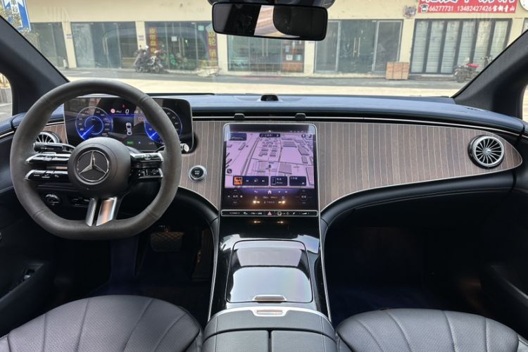Used Mercedes-Benz EQE 2022 350 Luxury Edition Interior 4