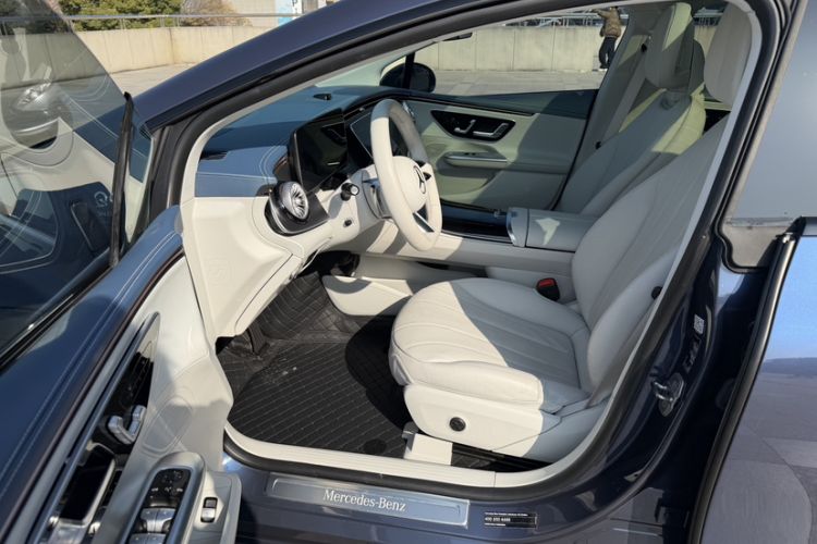 Used Mercedes-Benz EQE 2022 350 First Edition Special Version Left Front Seat