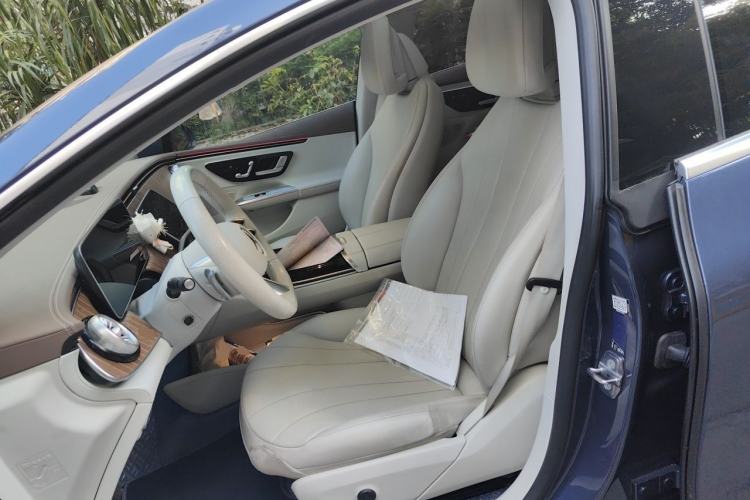 Used Mercedes-Benz EQE 2022 350 Luxury Edition Left Front Seat