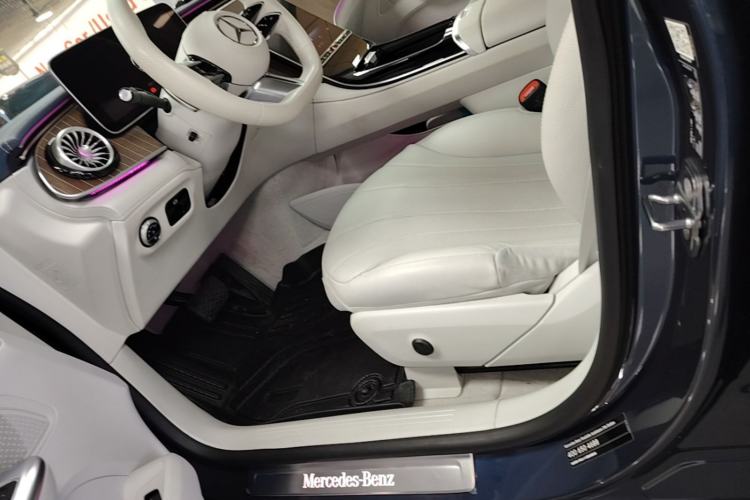 Used Mercedes-Benz EQE 2022 350 Pioneer Edition Left Front Seat