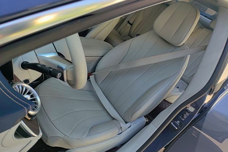 Used Mercedes-Benz EQE 2022 350 Luxury Edition Left Front Seat