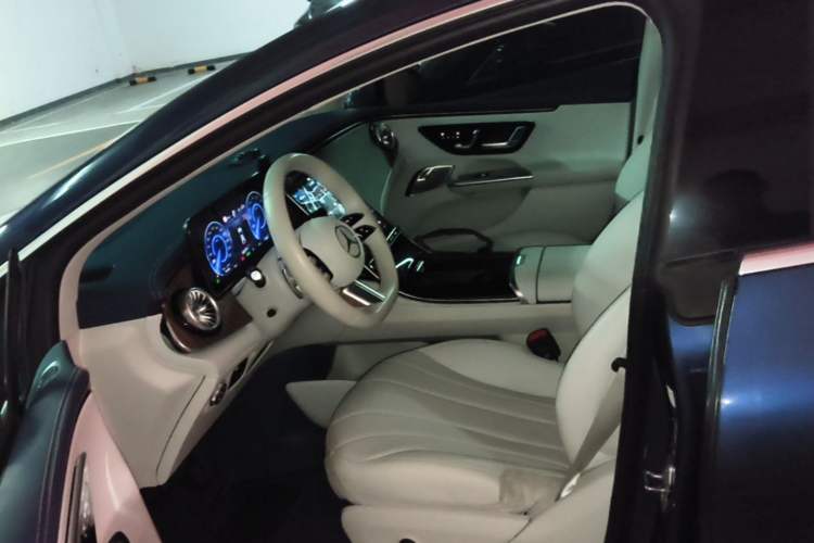 Used Mercedes-Benz EQE 2022 350 Luxury Edition Left Front Seat