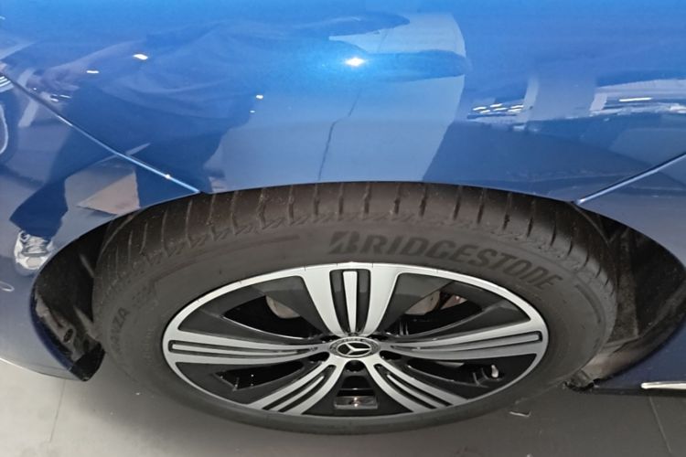 Used Mercedes-Benz EQE 2022 350 Luxury Edition Left Front Wheel Hub