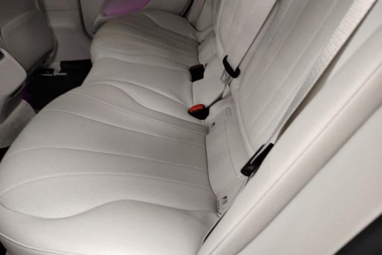 Used Mercedes-Benz EQE 2022 350 Pioneer Edition Left Rear Seat