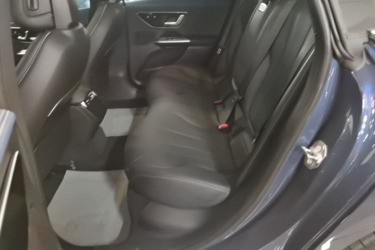 Used Mercedes-Benz EQE 2022 350 Luxury Edition Left Rear Seat