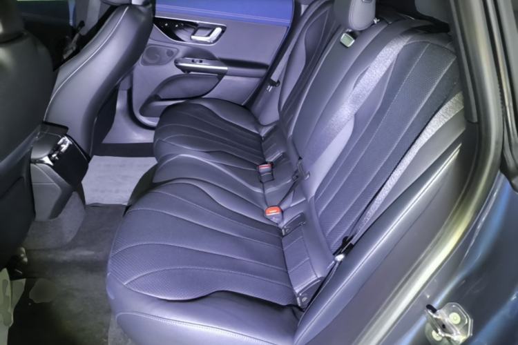 Used Mercedes-Benz EQE 2022 350 Luxury Edition Left Rear Seat