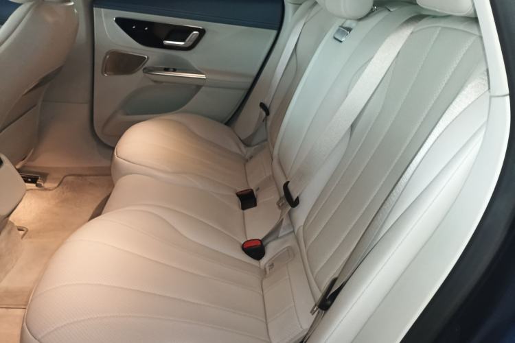 Used Mercedes-Benz EQE 2022 350 First Edition Special Version Left Rear Seat