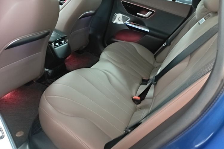 Used Mercedes-Benz EQE 2022 350 Luxury Edition Left Rear Seat