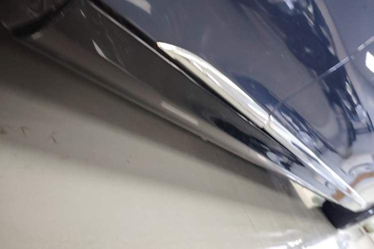 Used Mercedes-Benz EQE 2022 350 Pioneer Edition Left Side Sill