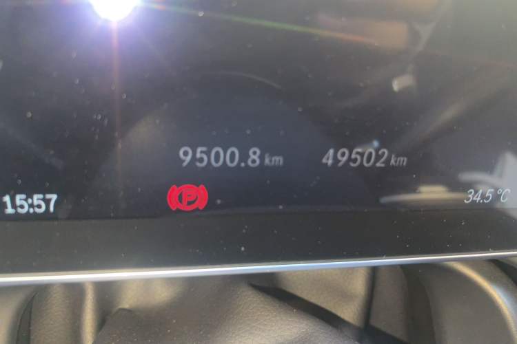 Used Mercedes-Benz EQE 2022 350 Pioneer Edition Odometer Close Up